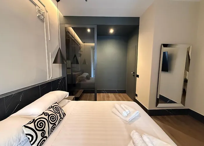 Nox Romana Valadier - Center - Luxurious Three-room Flat *