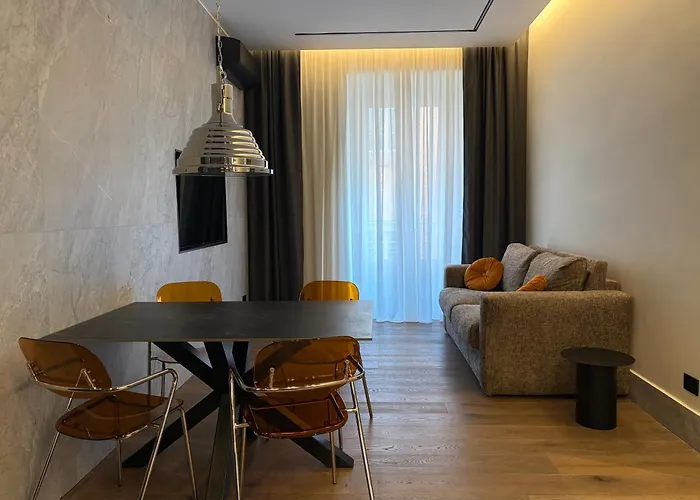 Nox Romana Valadier - Center - Luxurious Three-room Flat